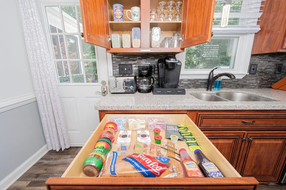 House | Coffee and/or coffee maker