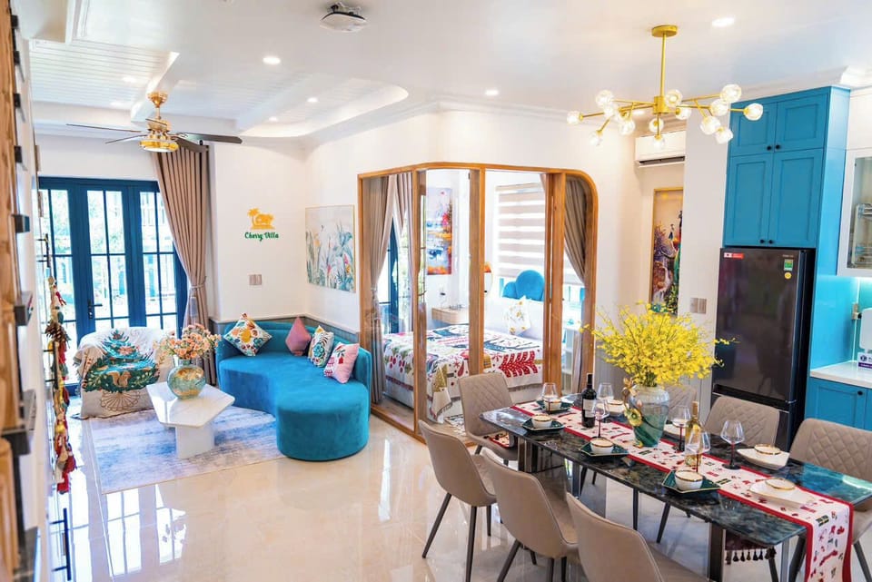 Luxury Villa, Balcony, Garden View | Living area