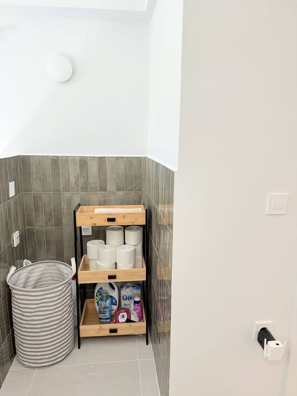 Apartment, 1 Bedroom, Balcony, City View | Interior