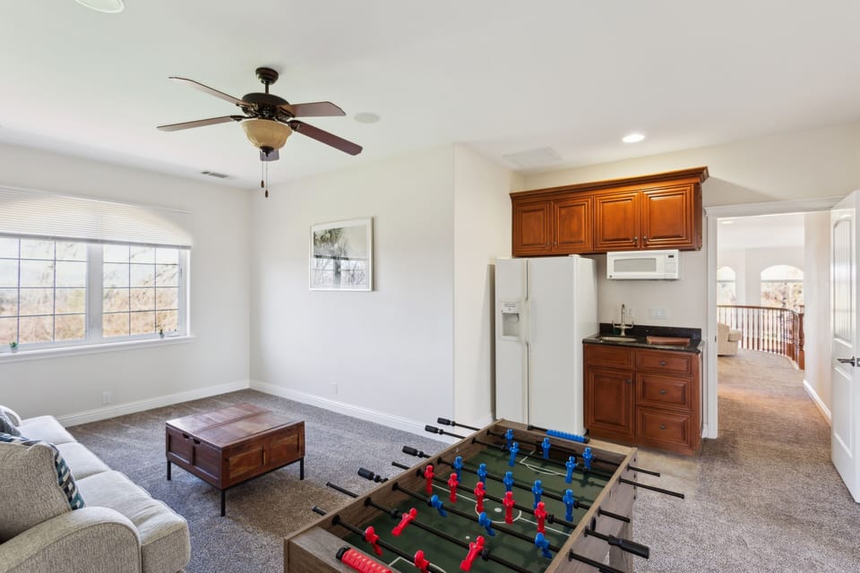 House, 4 Bedrooms | Game room