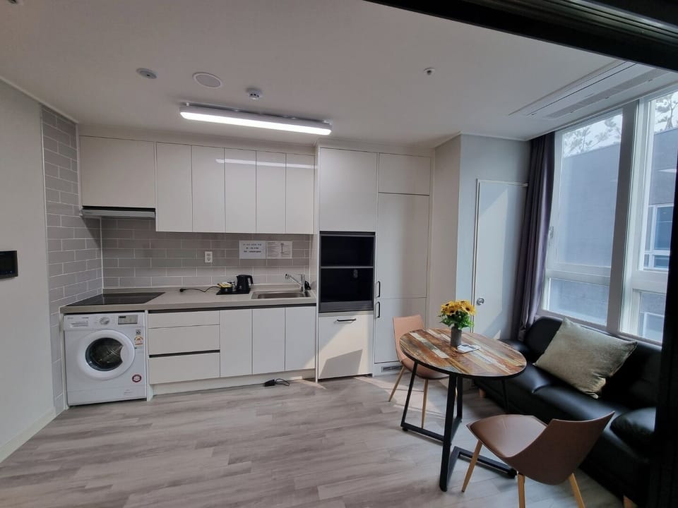 Premium Room | Desk, soundproofing, free WiFi, bed sheets