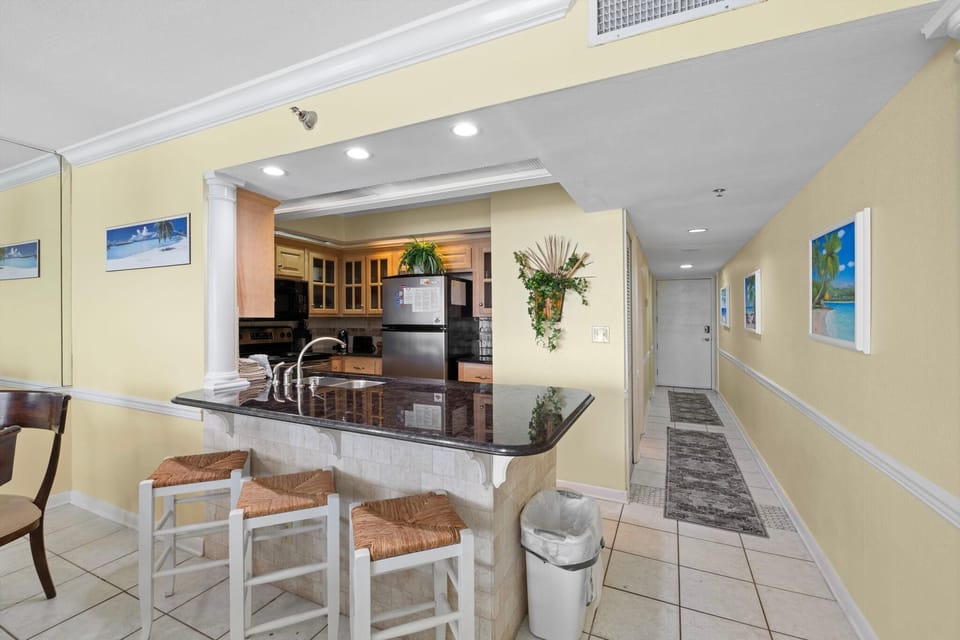 Condo, Multiple Beds (Perdido Sun 202) | Private kitchen | Oven