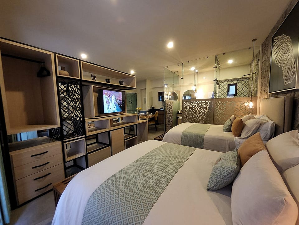 Basic Apartment | In-room safe, iron/ironing board (on request), WiFi (free)