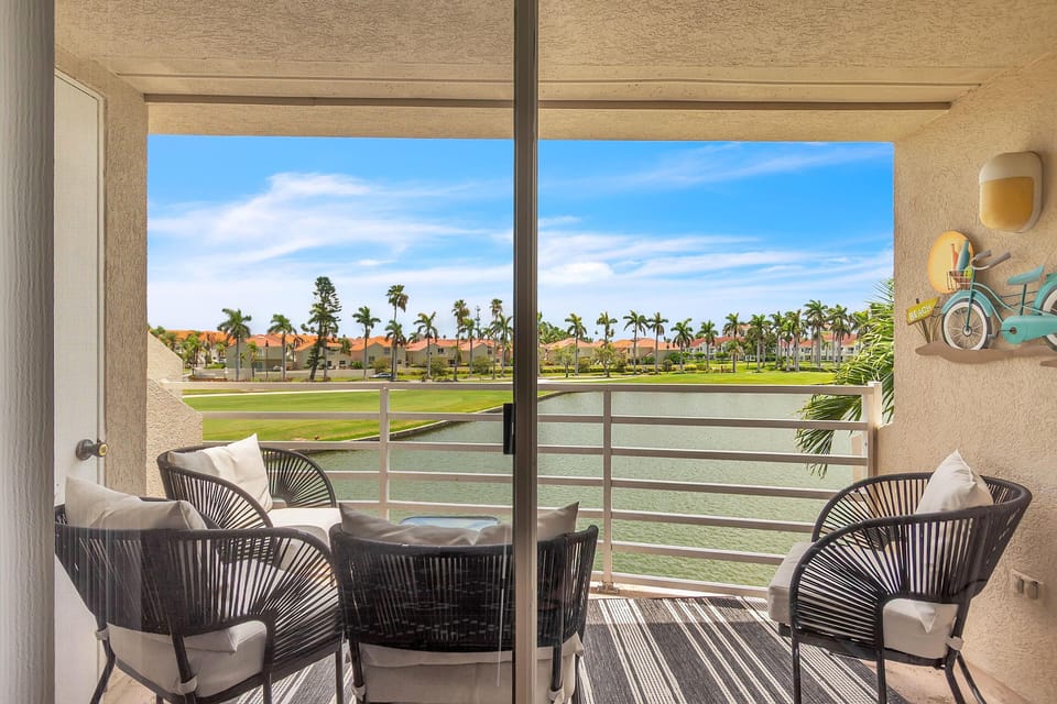 Condo, 1 Queen Bed with Sofa bed (Vista Verde West 218) | Property grounds