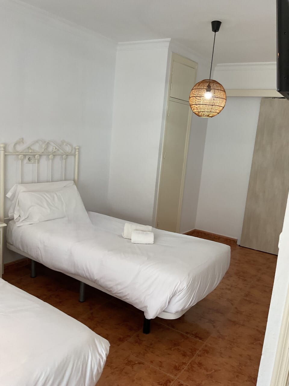 Basic Double Room, City View | Desk, free WiFi, bed sheets