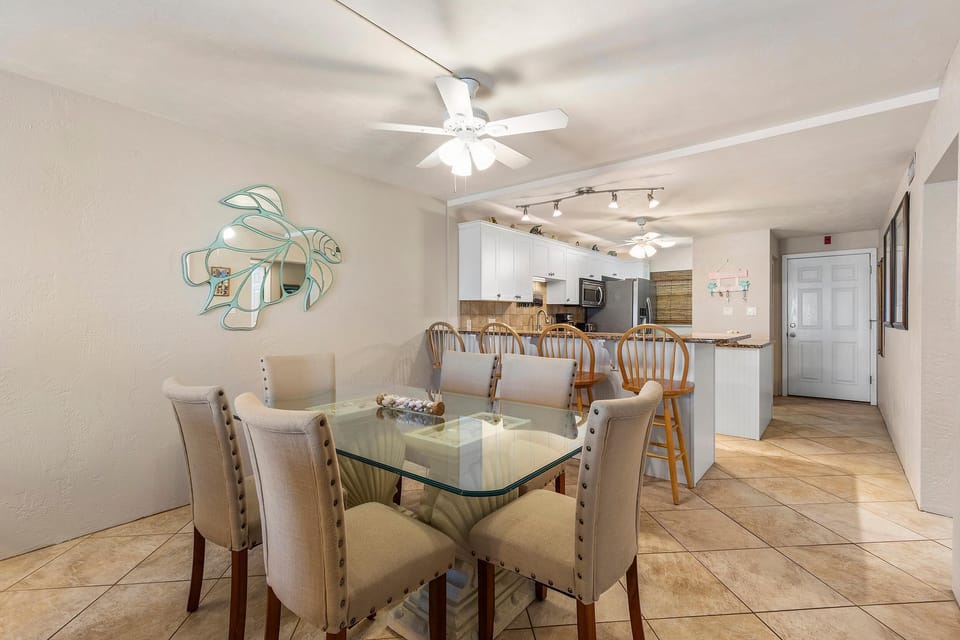 Condo, 1 King Bed with Sofa bed (Hacienda del Sol II 413) | Dining