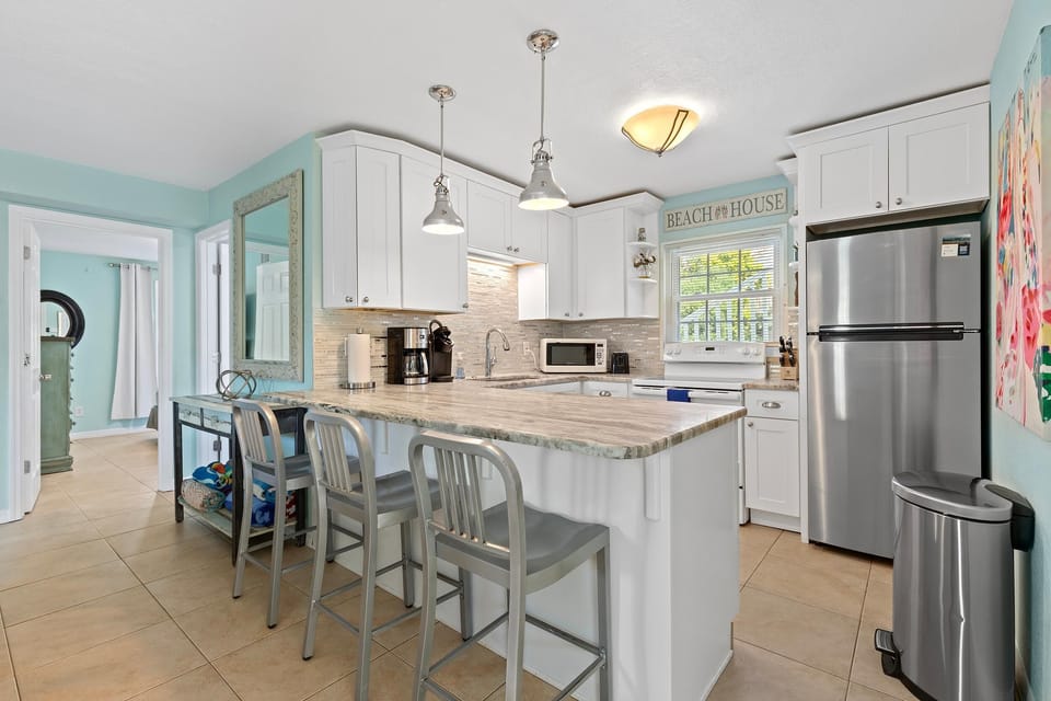 House, Multiple Beds (Mermaid's Playground) | Private kitchen | Oven, toaster