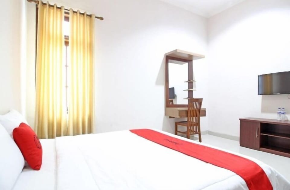 Deluxe Double Room | Free WiFi, bed sheets