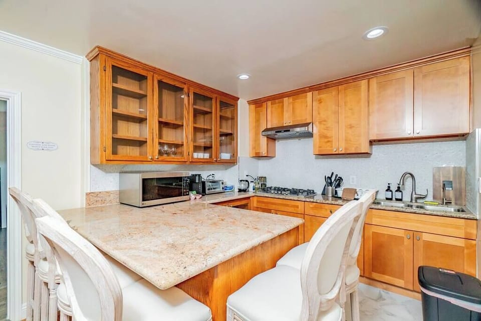 Apartment, Multiple Beds, Patio, Garden View (1101 B Monterey Park) | Private kitchen | Coffee/tea maker