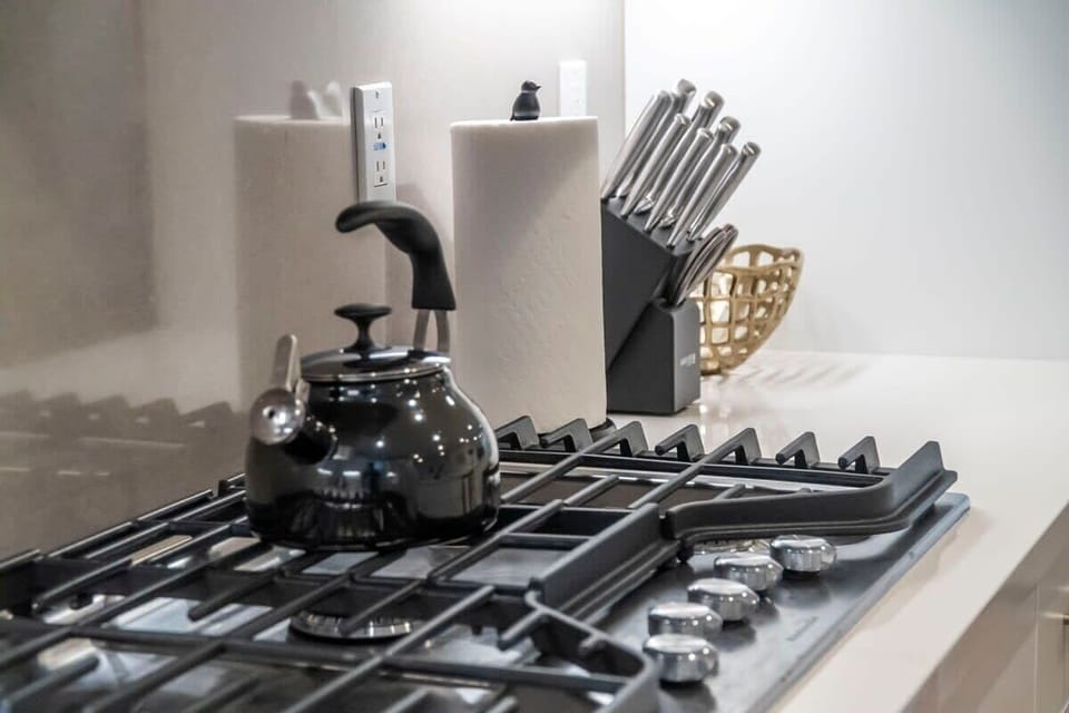 Townhome, 1 King Bed, Balcony, Garden View (148 B, Irvine) | Coffee and/or coffee maker
