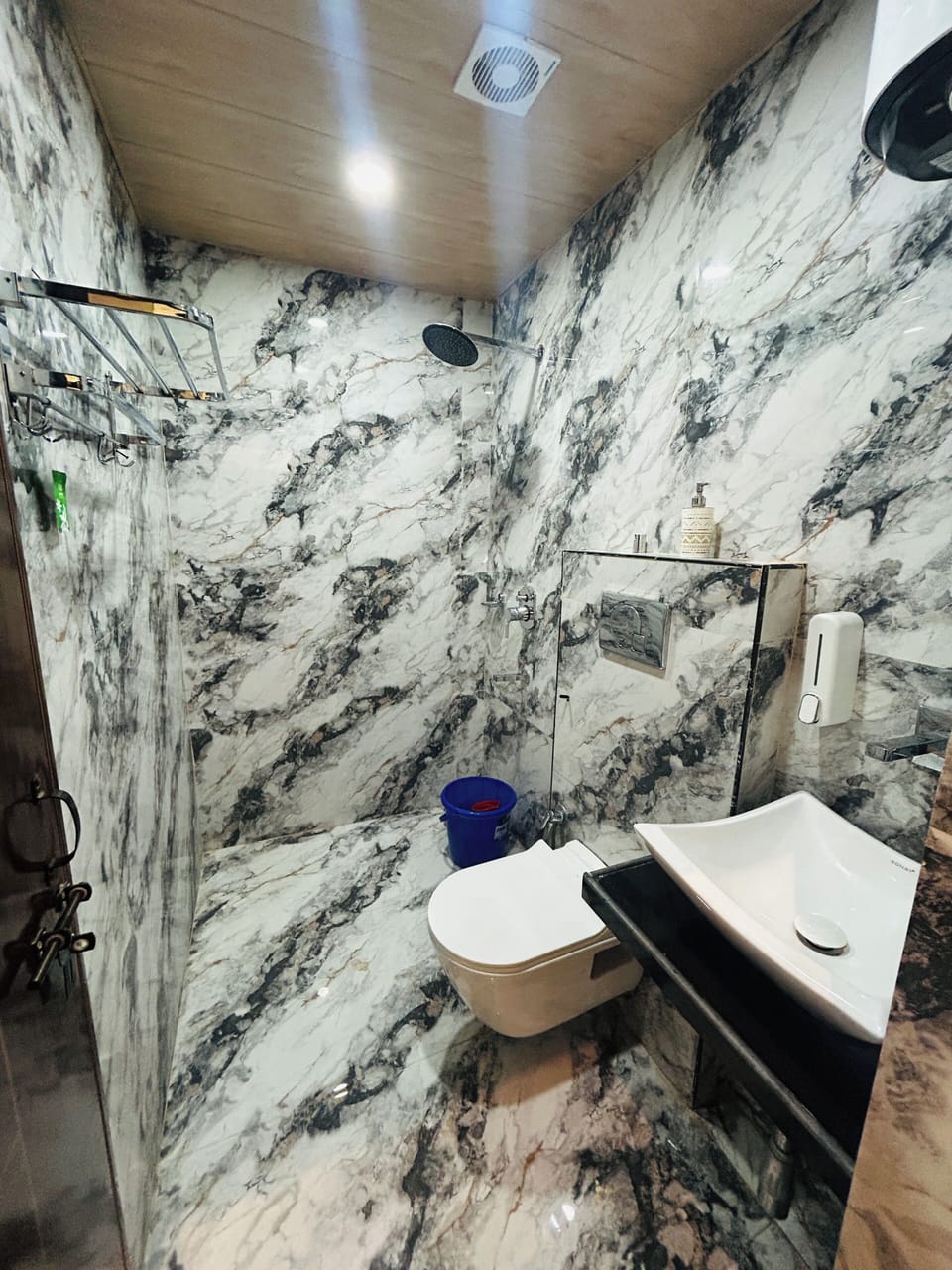 Double Room | Bathroom