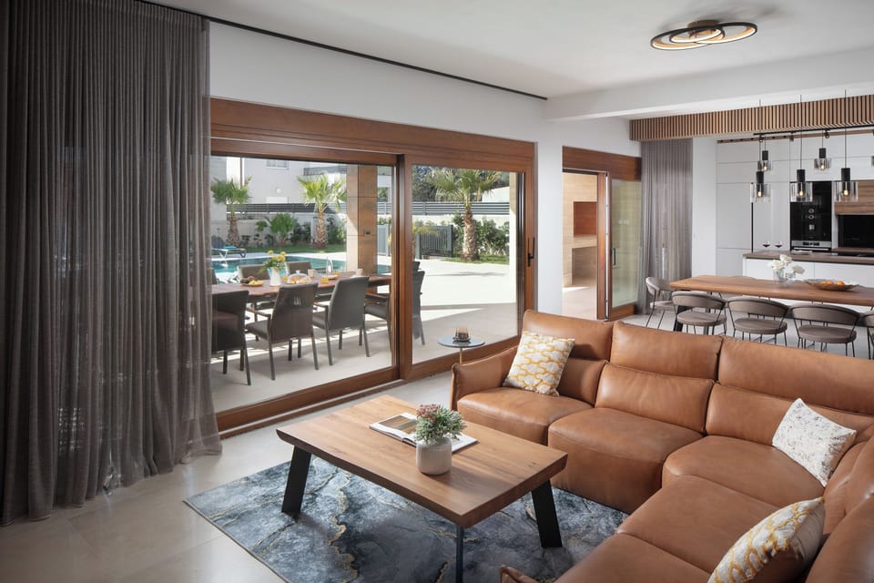 Luxury Villa | Living room