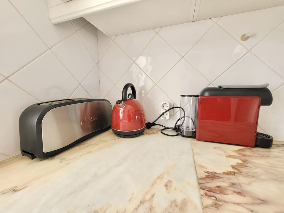Microwave, oven, dishwasher, electric kettle