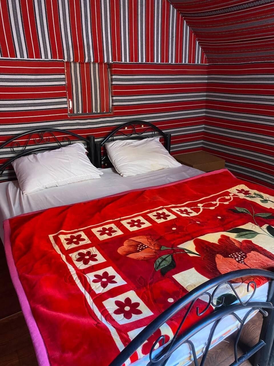 Deluxe Double Room with Mountain View | Soundproofing, WiFi