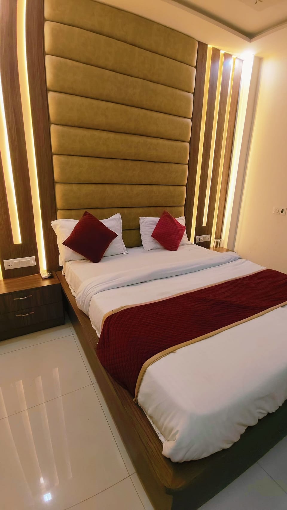 Deluxe Double Room, 2 Bedrooms | Free WiFi, bed sheets