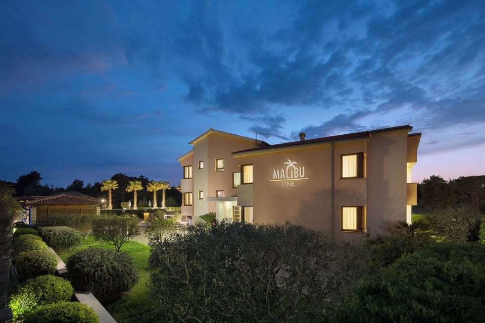 Malibu Grand Royale – Luxury Group Villa Villa in Zadar County