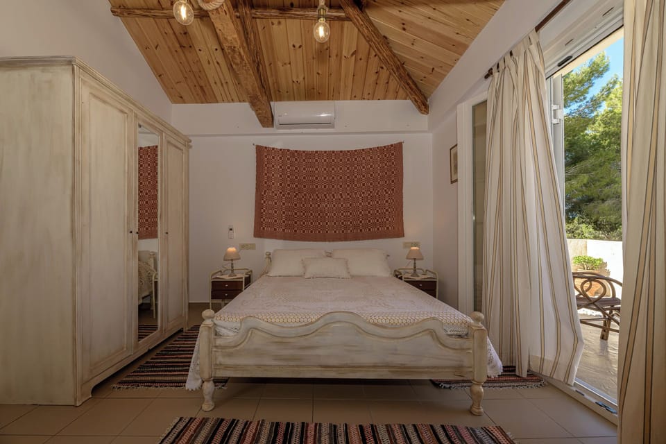 Casa Abuelo Cottage Apartment in Peloponnese, Western Greece and the Ionian