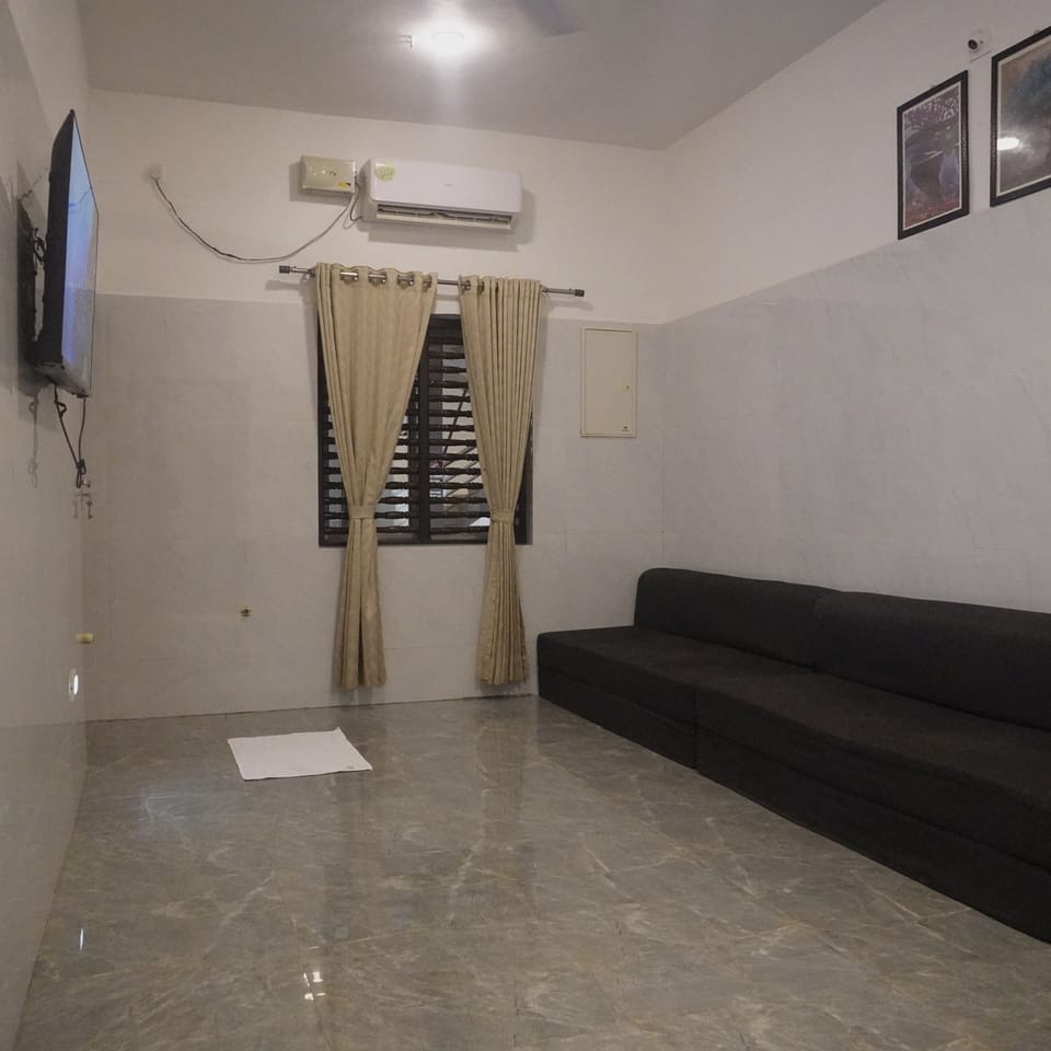 Deluxe Apartment | Living area