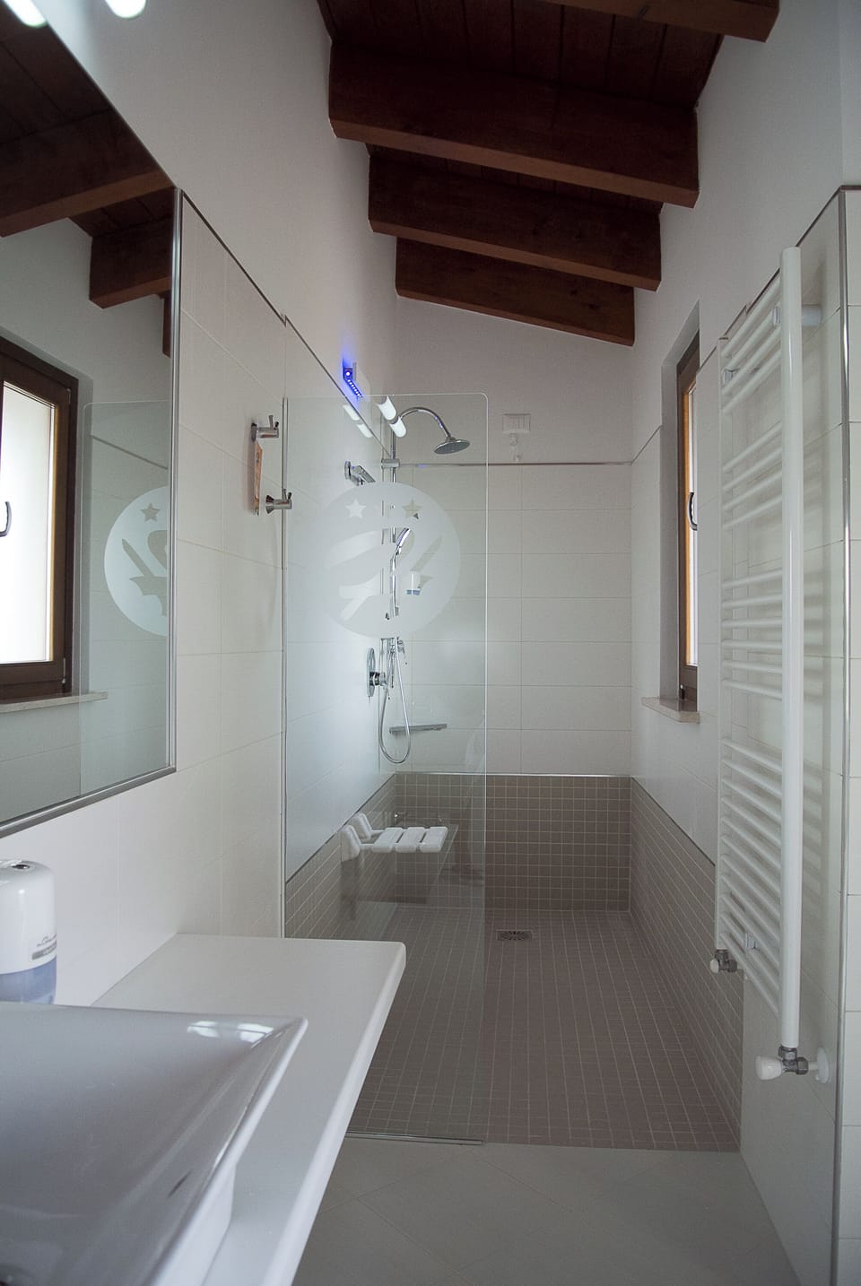 Superior Room | Bathroom | Shower, hair dryer, bathrobes, slippers