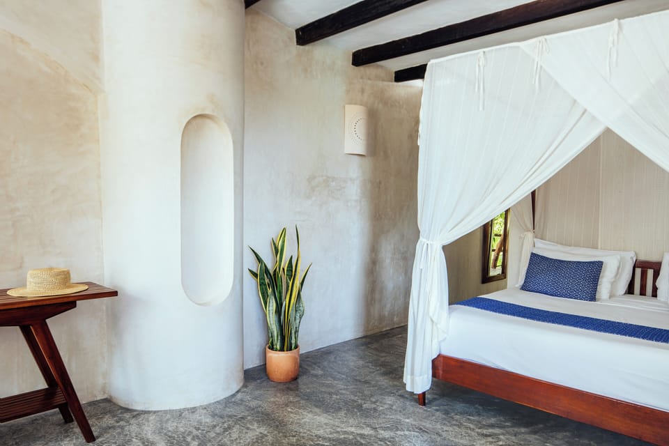 Standard Suite, Balcony, Beach View | Free WiFi, bed sheets