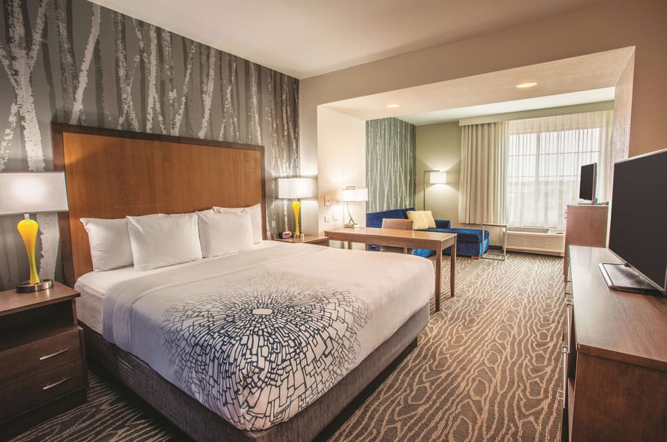 Premium bedding, down comforters, pillowtop beds, desk