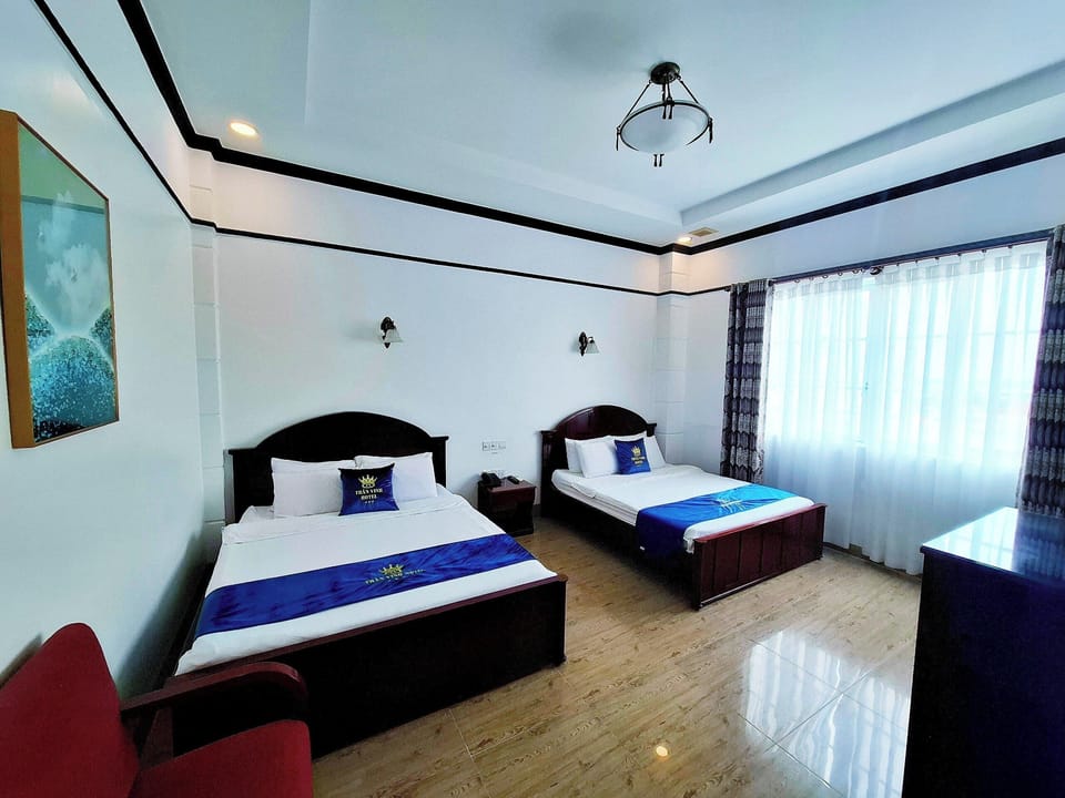 Junior Family Room | Minibar, WiFi (free)