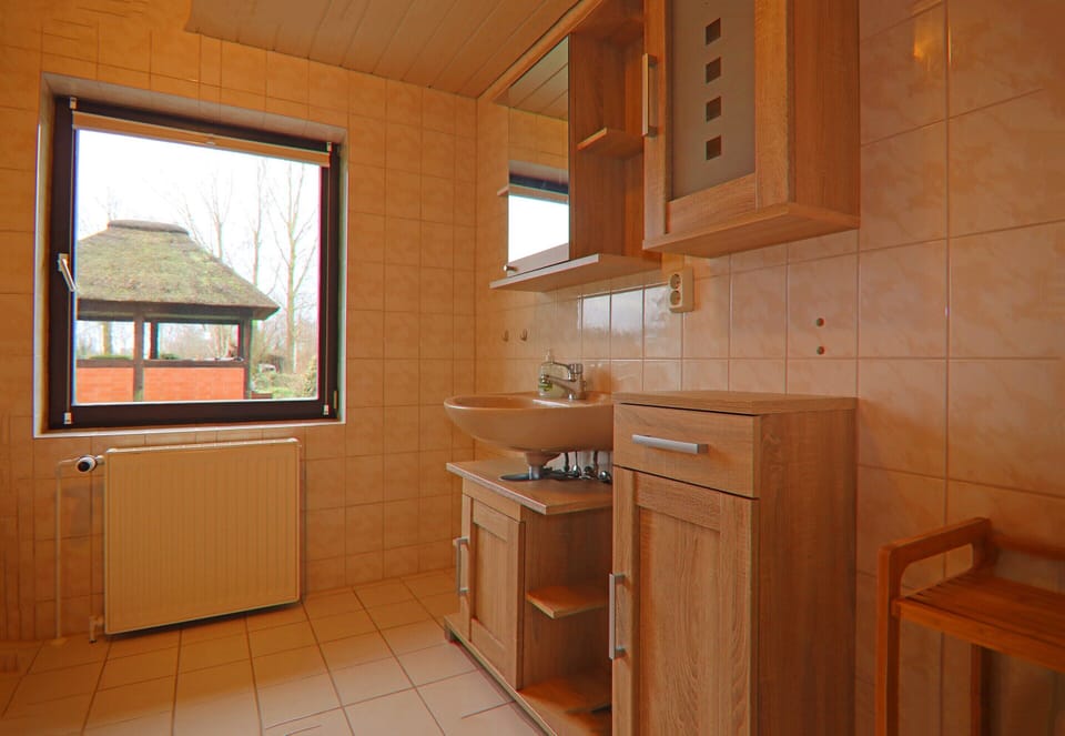 Ferien Unterm Reetdach bis zu 6 Personen Apartment in Mecklenburg-Vorpommern, Germany