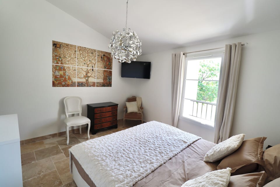 Deluxe Double Room, Garden View | Free WiFi