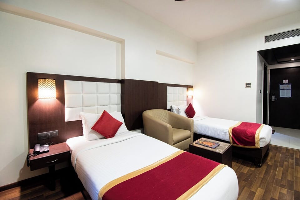 Akshaya Aura Hotel in Bengaluru