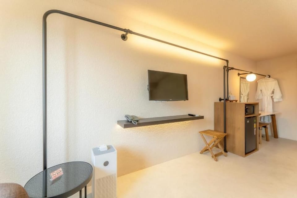 Deluxe Mountain View with Bathtub
