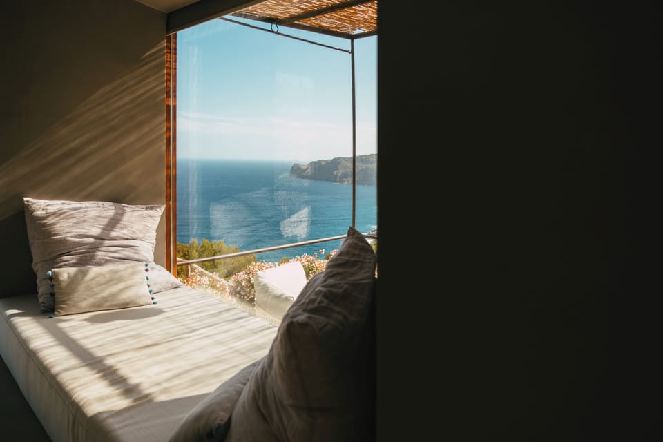 Deluxe Suite, Sea View | Premium bedding, down comforters, minibar, in-room safe