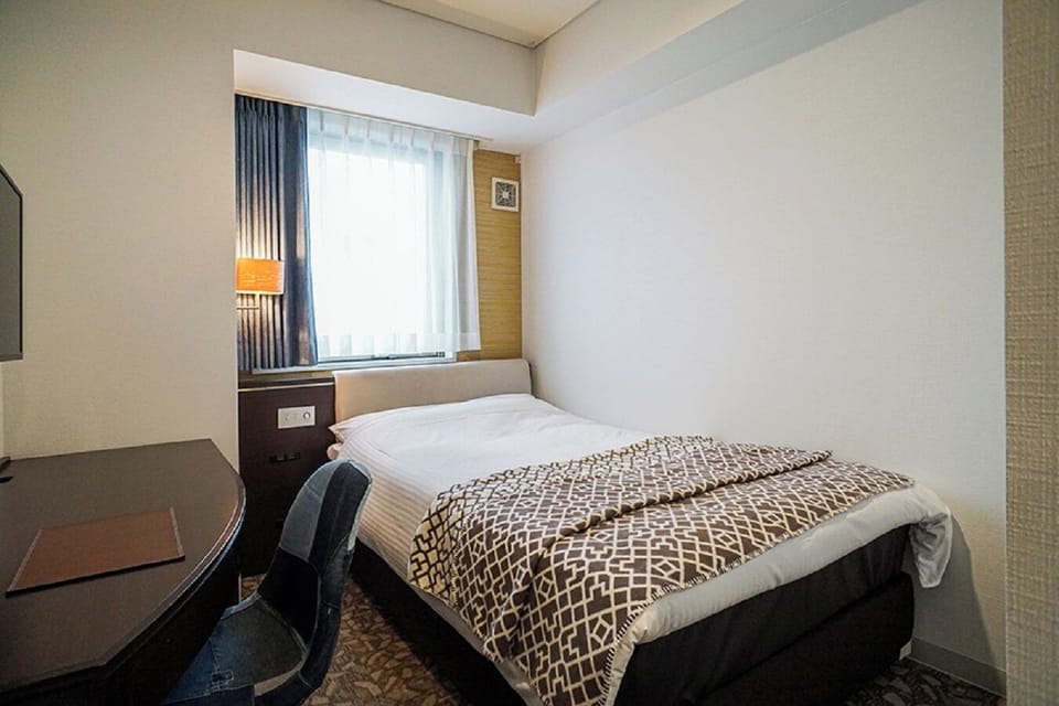 Desk, blackout drapes, iron/ironing board, free WiFi