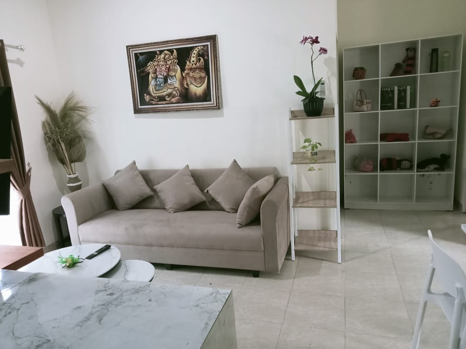 Comfort Villa | Living room | Flat-screen TV