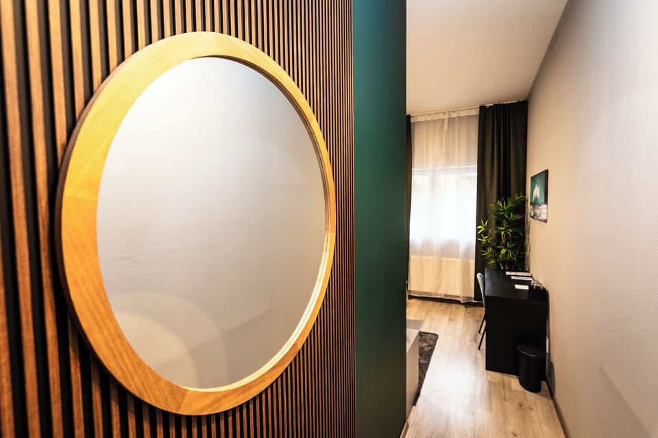 Comfort Double Room | Desk, laptop workspace, WiFi (free), bed sheets