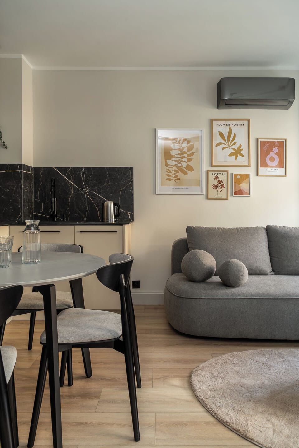 Apartment, Balcony, City View | Living area | Flat-screen TV