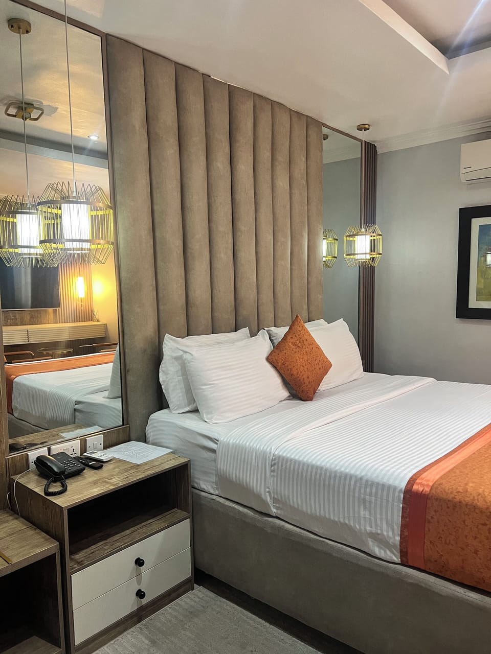 Basic Room | In-room safe, free WiFi