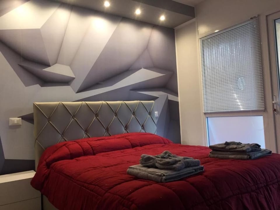 Deluxe Double Room | In-room safe, desk, blackout drapes, soundproofing