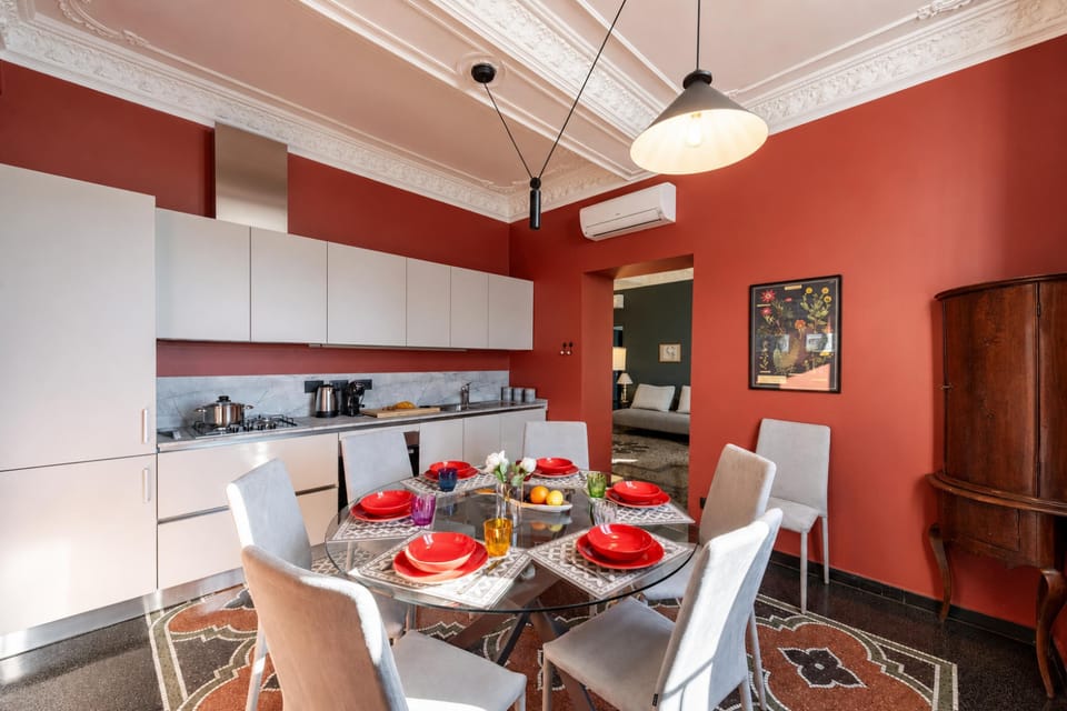 Standard Apartment, 4 Bedrooms, Air conditioning, Sea Facing (Precious House Genova Porto Antico) | Private kitchen