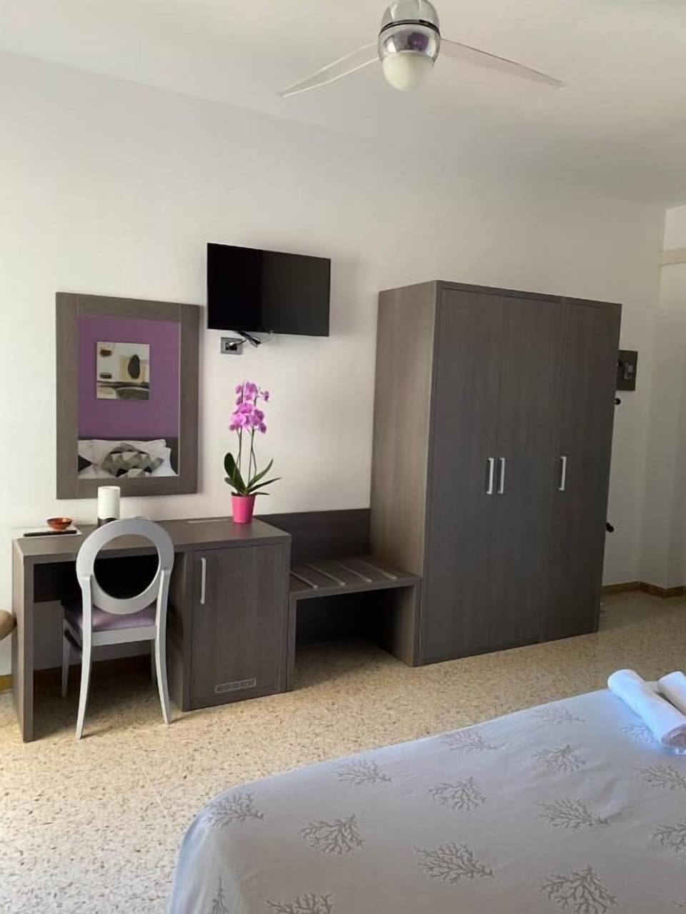 Comfort Quadruple Room, Multiple Beds, Balcony, Partial Sea View | In-room safe, free WiFi