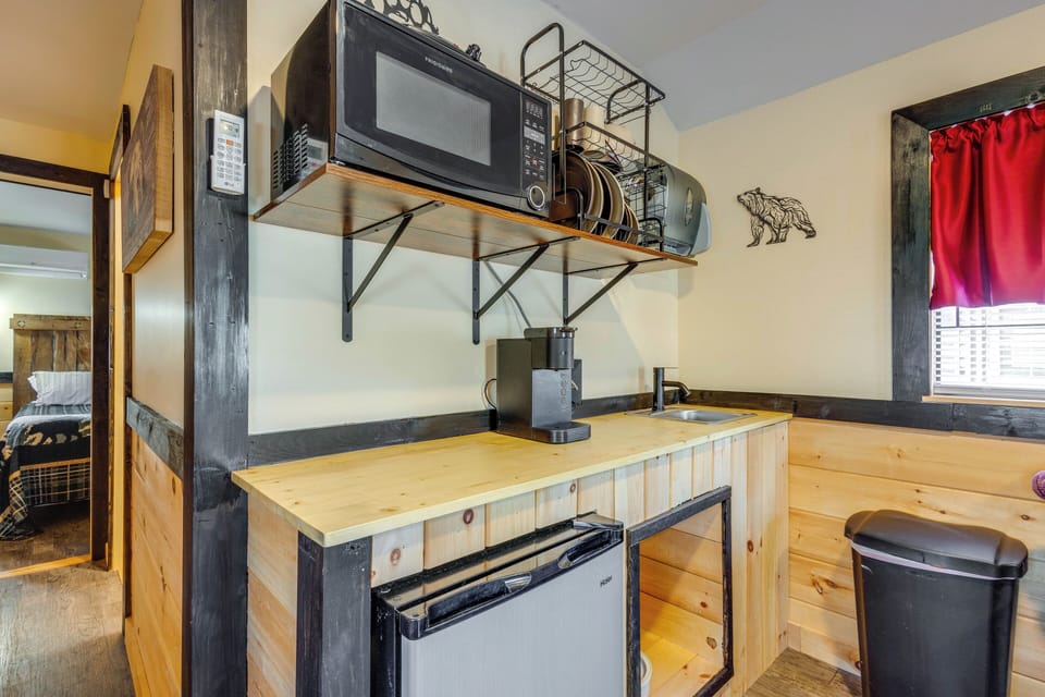 House (1 Bedroom) | Interior
