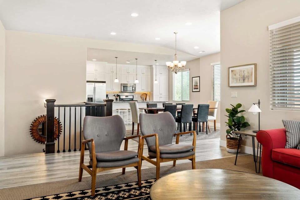 House, Multiple Bedrooms | Interior