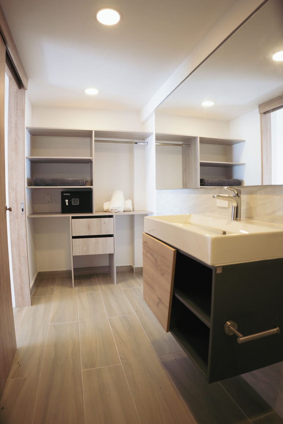 Suite, Sea View | Bathroom | Shower, hair dryer, towels, soap