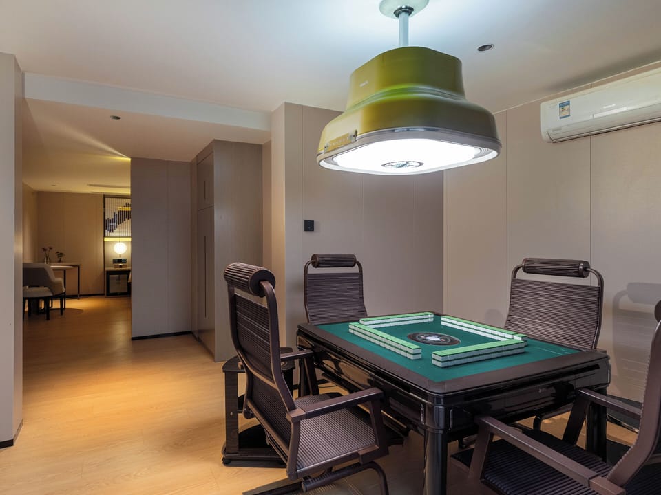 Lavande International Hotel Guangzhou TaiKoo Hui Square Shipaiqiao Metro Station Branch - Free Shuttle Bus to Canton Fair Complex During Canton Fair Period Hotel in Guangzhou