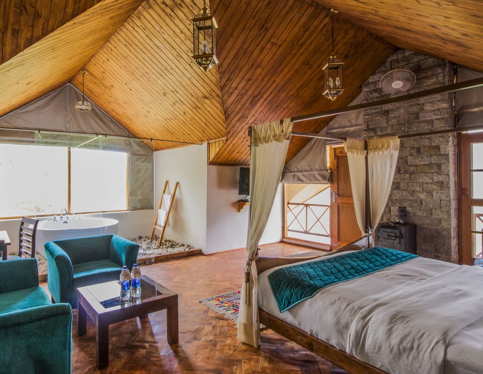 Suite Mountain View | Garden view