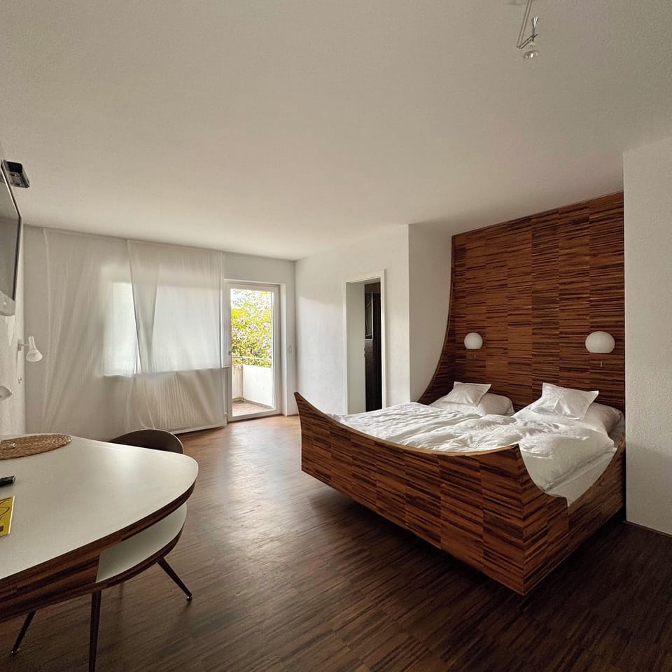 Double Room | Free WiFi