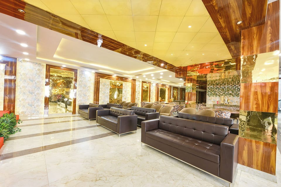 FabHotel Prime Golden Petals Hotel in Noida