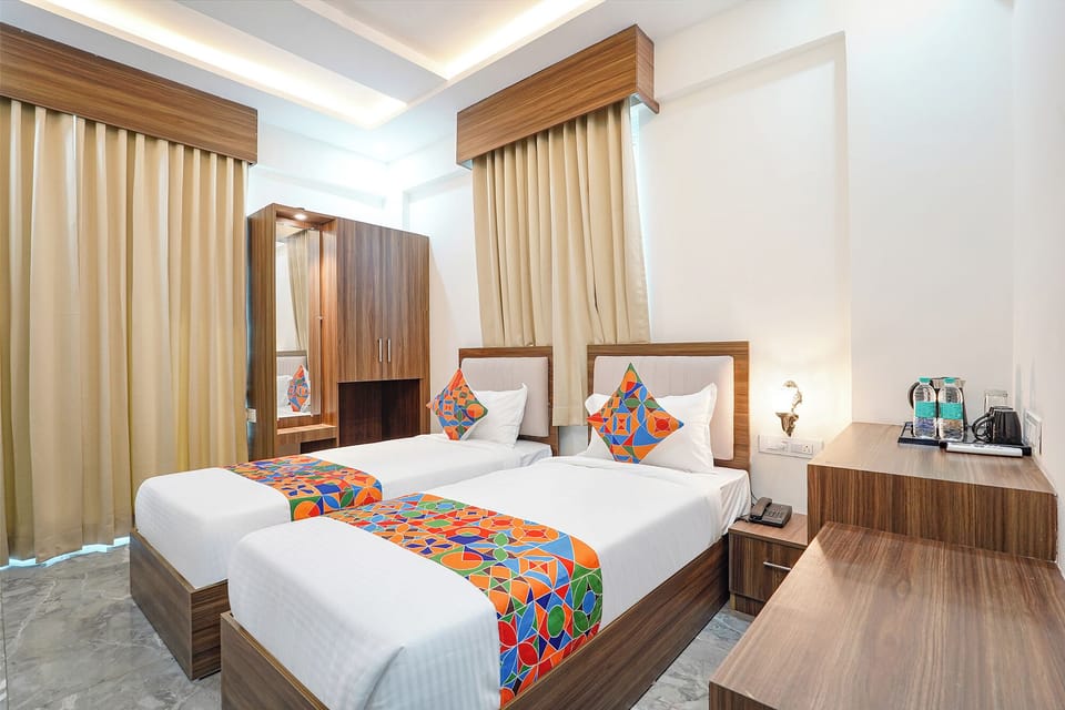 Egyptian cotton sheets, premium bedding, in-room safe, free WiFi