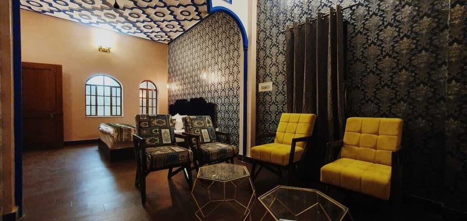 Executive Room | Desk, WiFi (free)