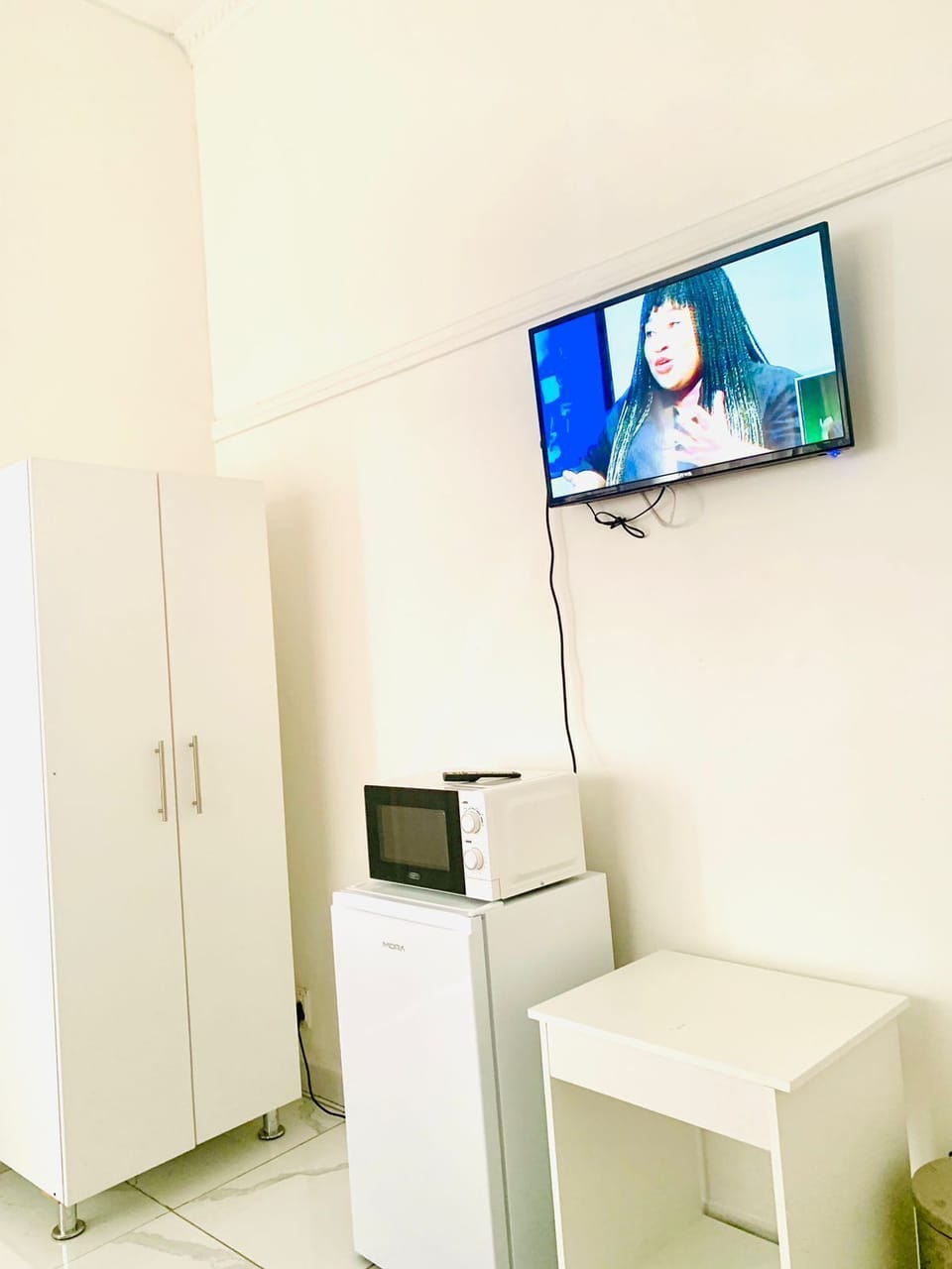 Deluxe Double Room | Minibar, iron/ironing board, free WiFi