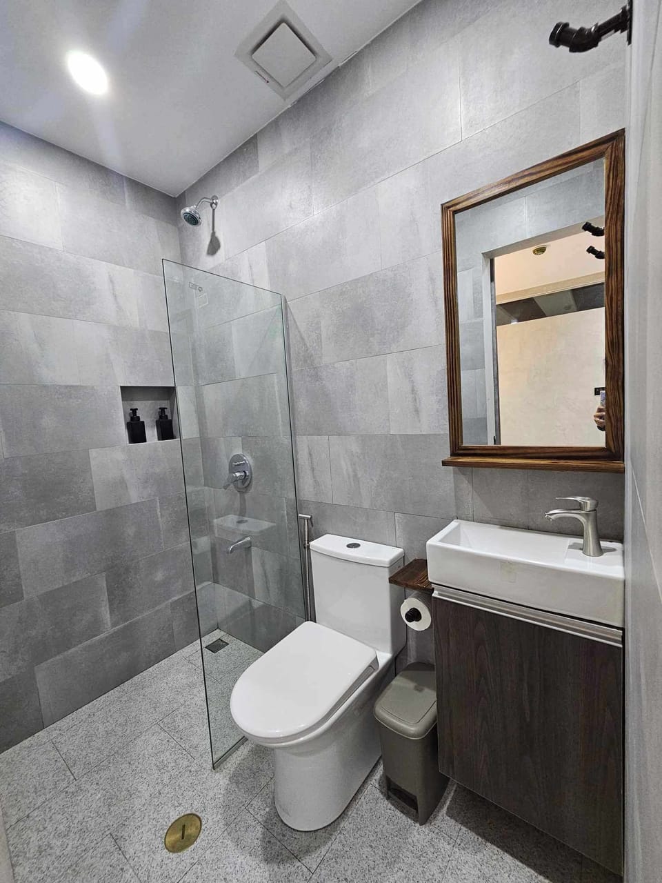 Deluxe Twin Room | In-room safe, free WiFi, bed sheets